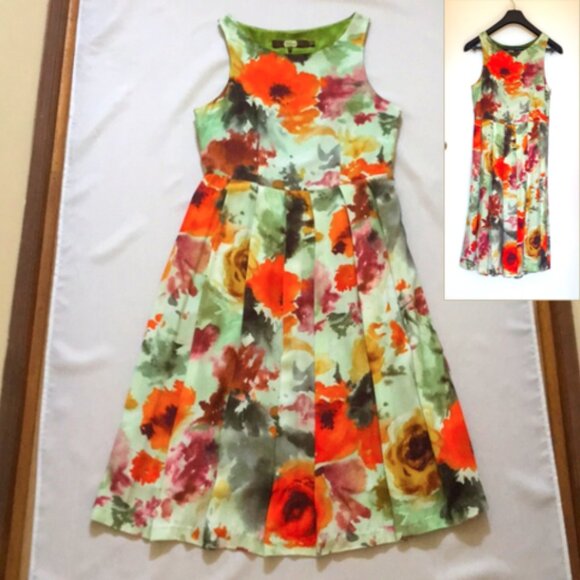 Pretty Floral Midi Sleeveless Dress - Picture 1 of 16
